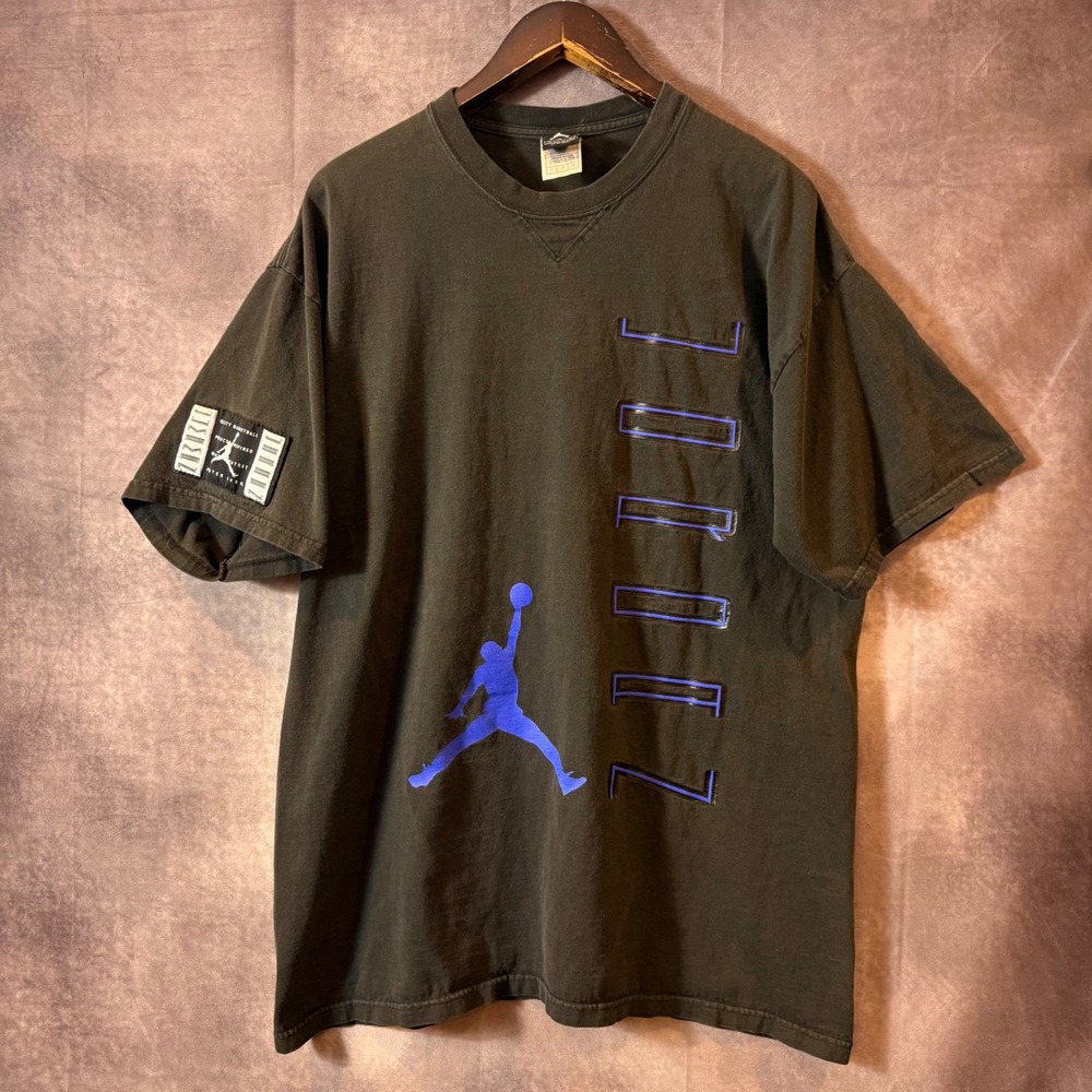 Jordan Brand Mens XL Black Blue Jumpman Graphic T-Shirt V-Stitch Crew Neck Tee